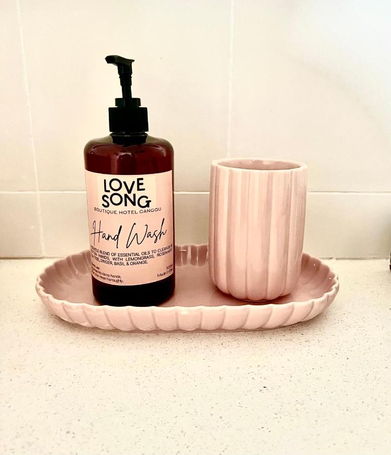 Love Song Boutique Hotel Canggu  Ngoại thất bức ảnh