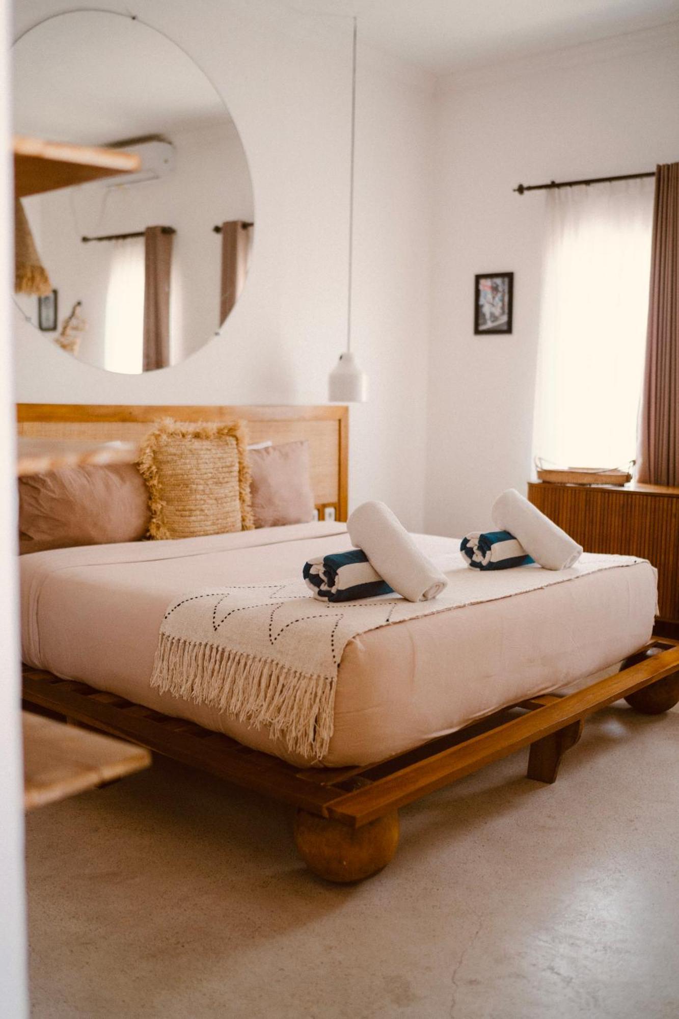 Love Song Boutique Hotel Canggu  Ngoại thất bức ảnh